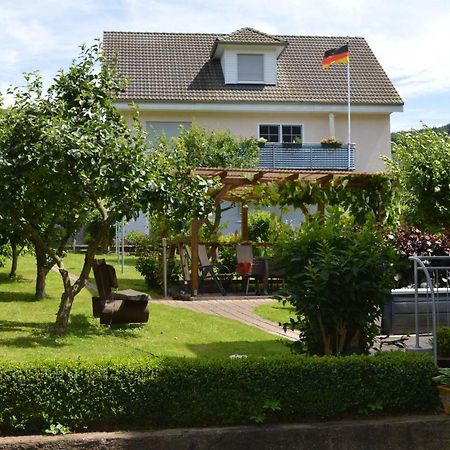 Ferienwohnung Riesling ブルッティヒ・ファンケル エクステリア 写真